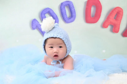 平凉宝宝什么时候会笑